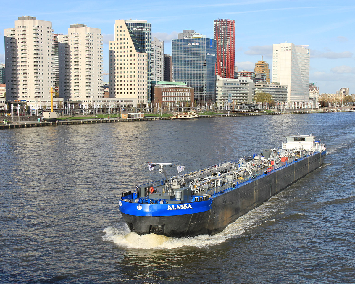 ship-Alaska