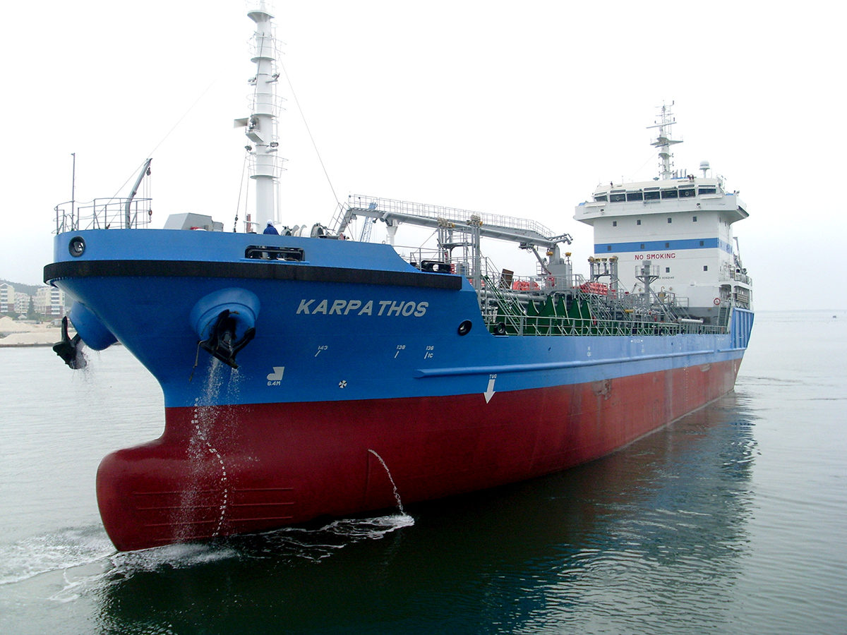 ship-Karpathos